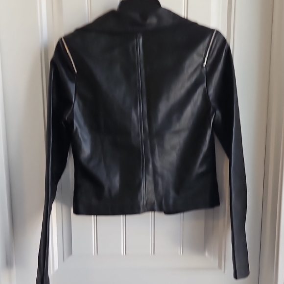 Black Leather Women's Jacket - Picture 5 of 5
